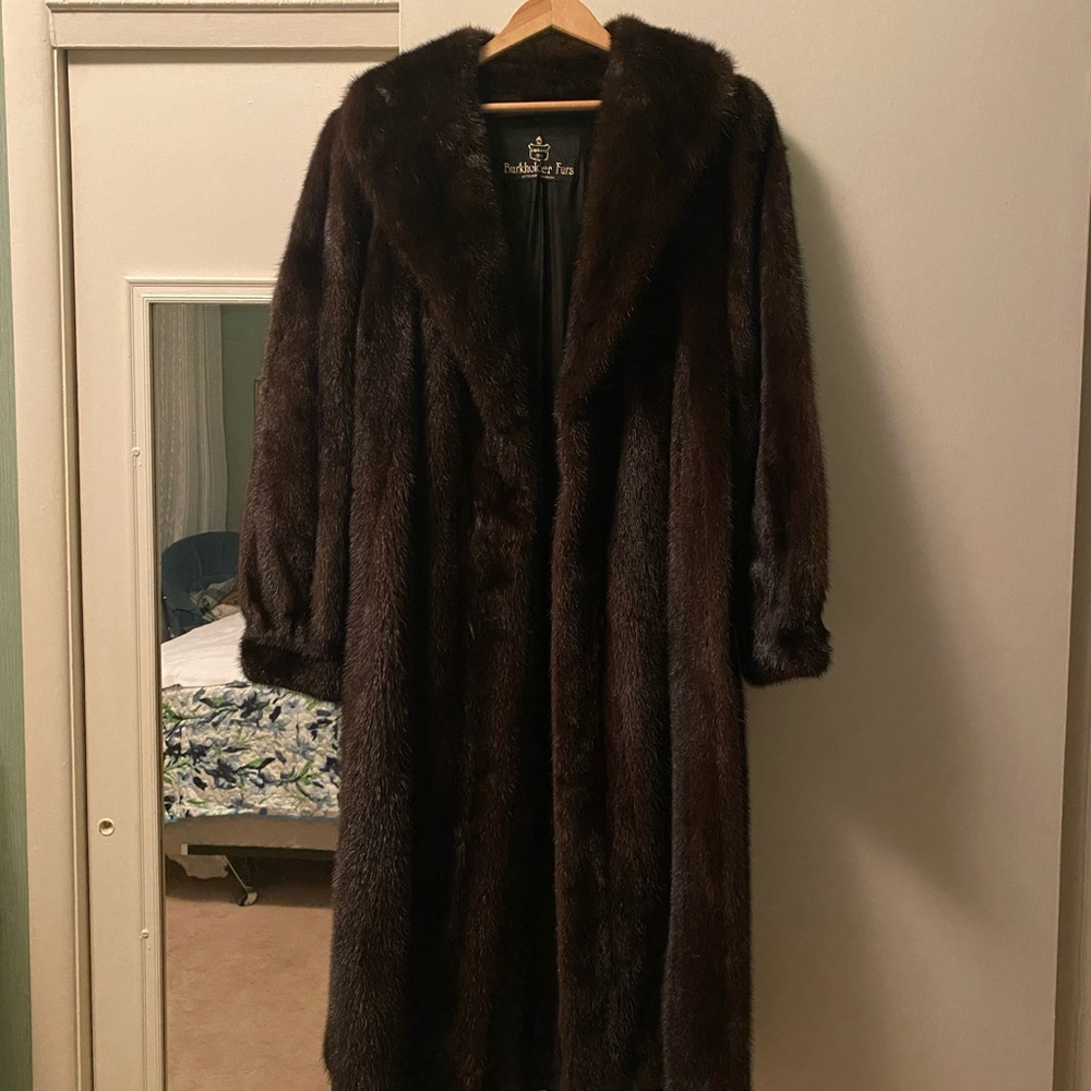 Beautiful mink full length coat. Excellent condition. Barely worn. Always stored